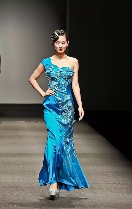 滿族服飾文化主題展參展設計師專訪 王智健